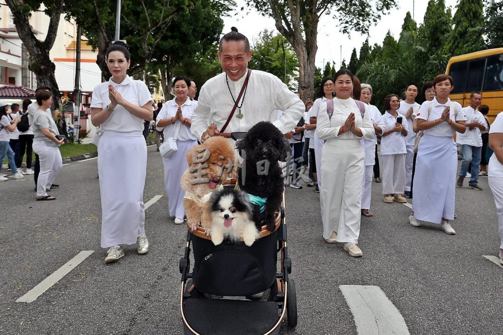 （大北马）卫塞节庆典与花车游行