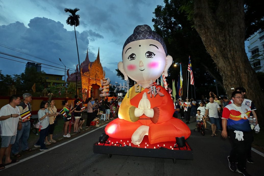 （大北马）卫塞节庆典与花车游行