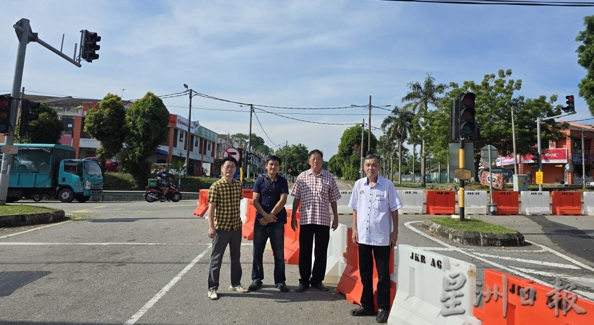 (古城封面主文/签发)榴梿洞葛市镇十字路口试验性禁止右转 首日顺利 交通有改善