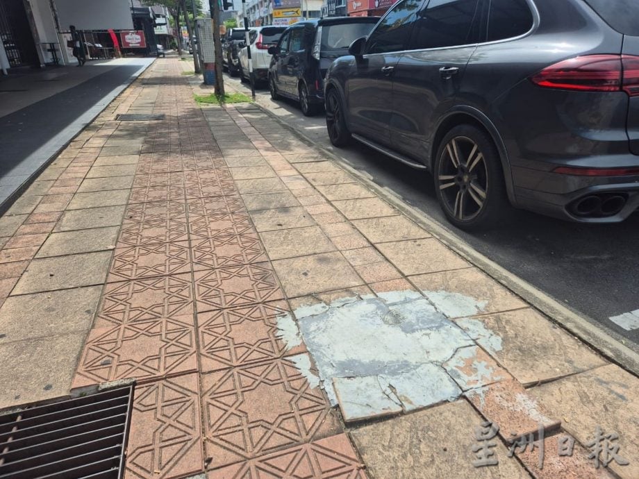 (古城第三版主文/签发)商家建议拆除默迪卡路走道