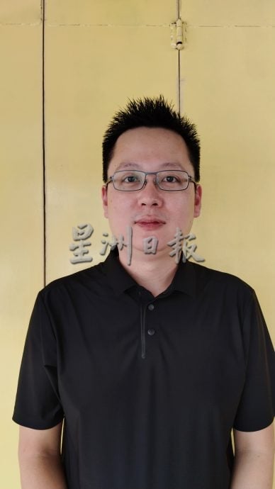 霹:第三版头/芭场变牛场 亚亦君令园主促设特别小组 取缔游荡牛
