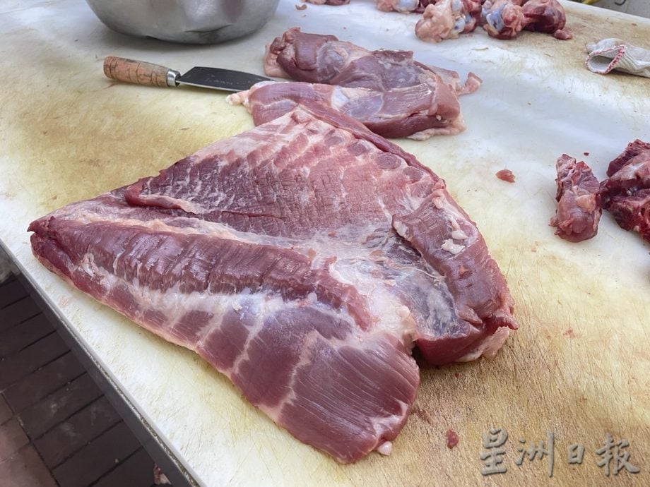 **已签发**柔:封面:特稿〡裹粽原材料价格波动不大,唯猪肉涨幅最多
