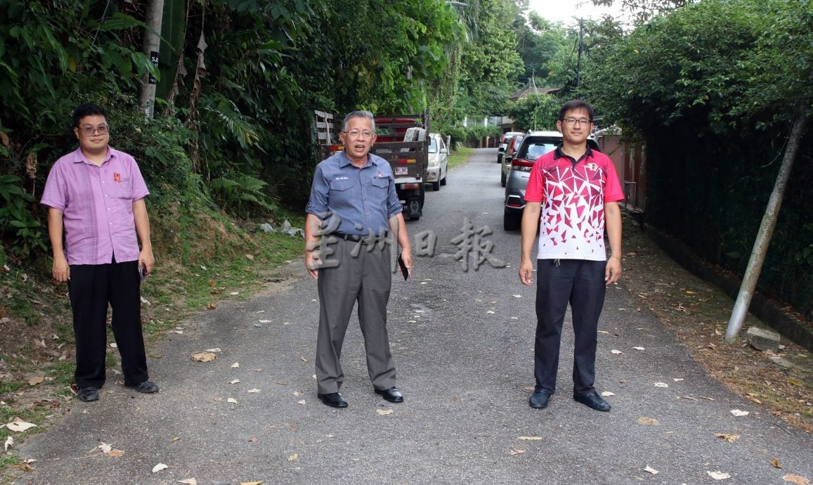 空置洋房遭偷洋酒古币,窃匪巧遇屋主 淡定离开