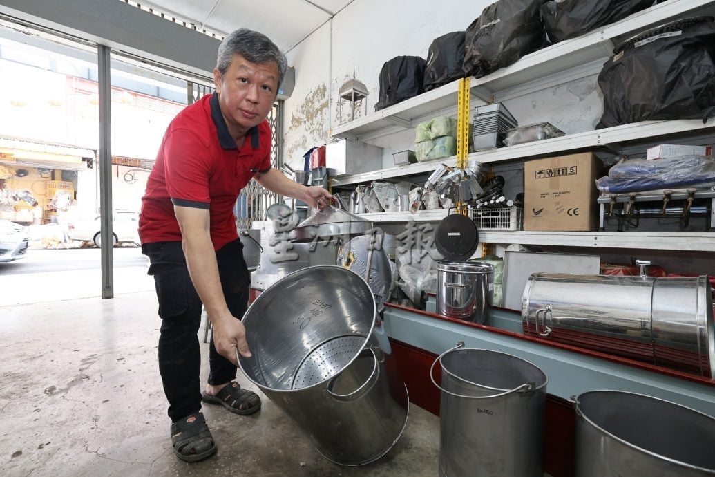 日常工作寻觅乐趣 白钢师傅匠心艺术