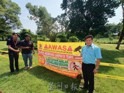 直落玻璃英达花园 | 被投诉公园垃圾处处   李锡稳装监视器揪垃圾虫