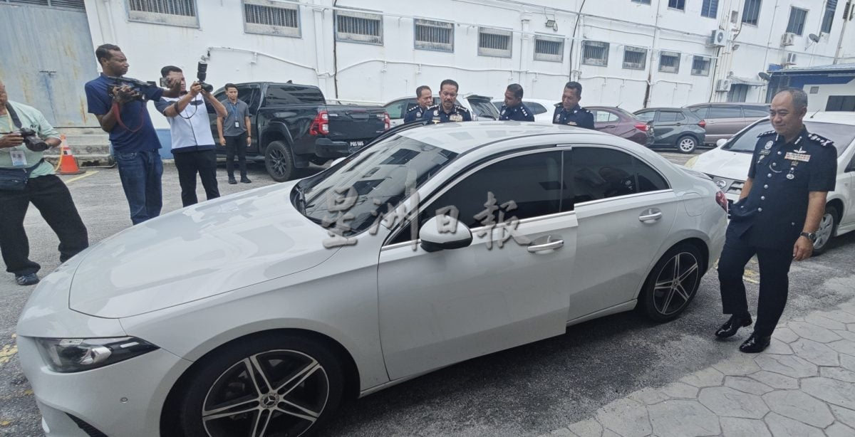 （全国版）毒贩利用快递运毒予全国顾客，靠贩毒过上奢侈生活