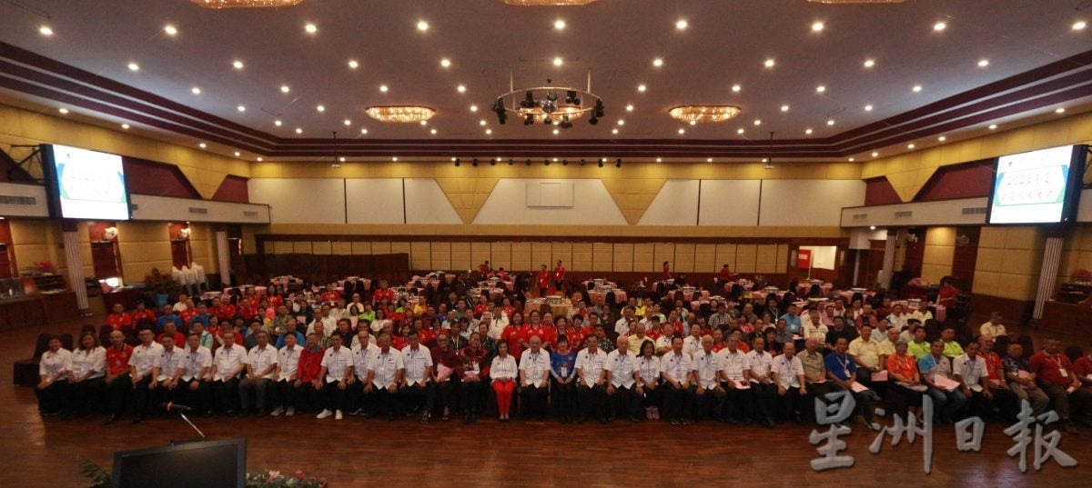 华总会长免选连任课题遭造谣污蔑 吴添泉:华人丑陋行径