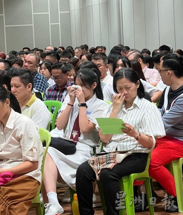 大都会/校园版版头/巴生兴华中学成年礼