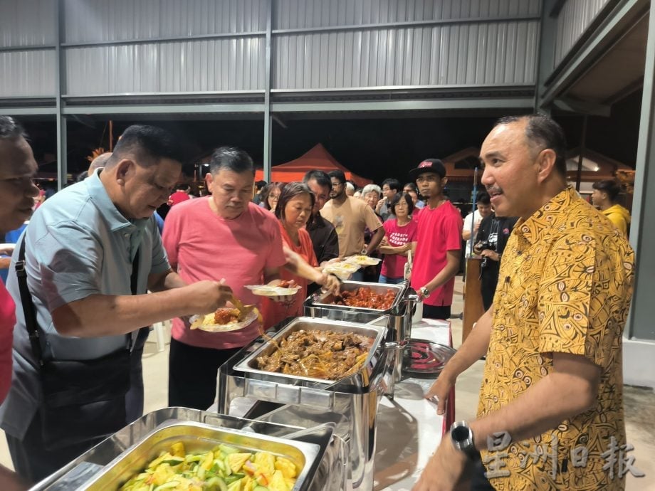 (已签发)柔:嘉福尼:州政府探讨修法 住宅区主要大道增智能监控器