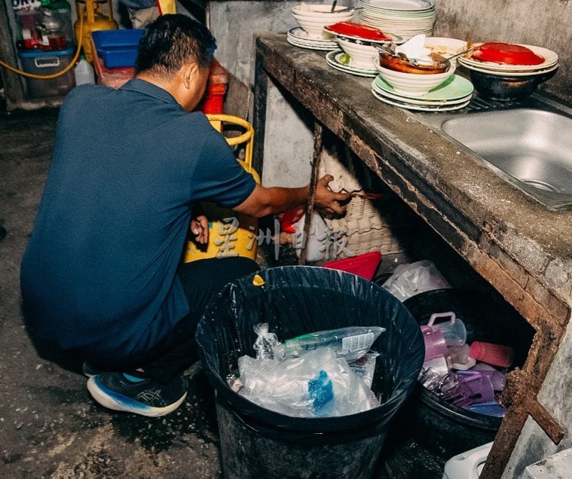 (古城第二版主文)饮食业者肮脏,面对检举时,竟称“忘了”或“缺乏人手”