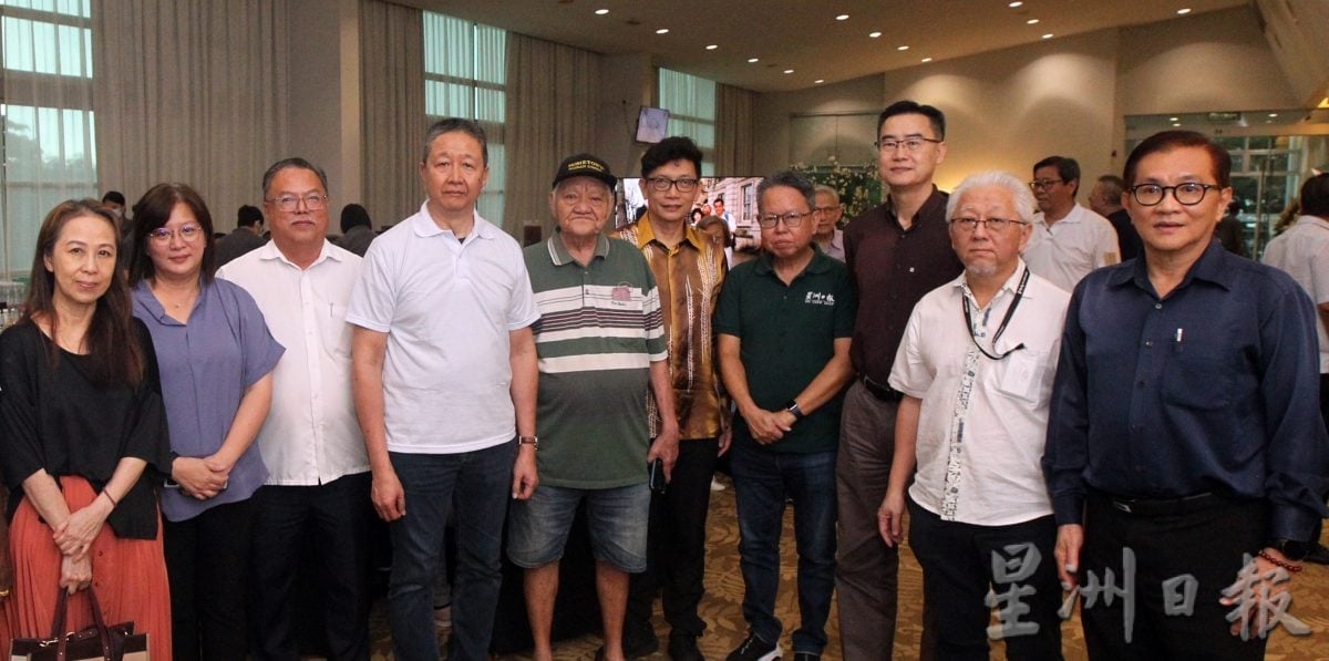 邓章钦父亲逝世