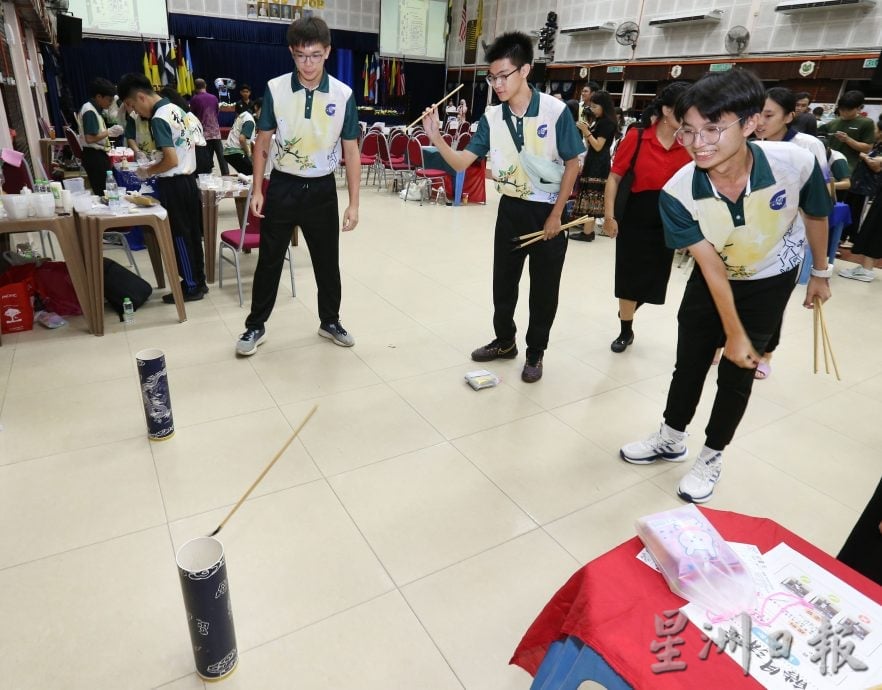 21日见报/【从心出发】系列(一)︱后疫情时代 成人小孩忧郁症增