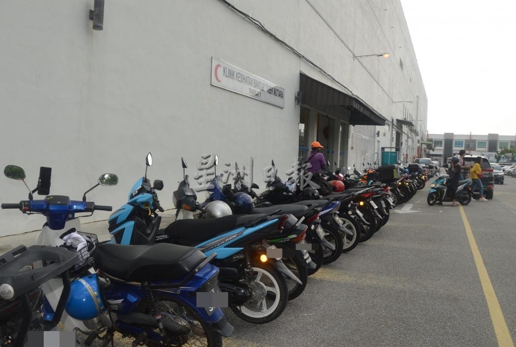 请签发(大北马)摩托骑士警惕避免被人讹诈修理费