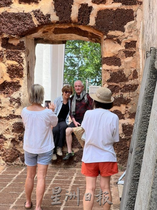 23/5 星角摄 圣保罗教堂遗址吸引游客感受古迹魅力