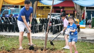 百利镇公园新增112棵树 将为计划中跑步道遮荫