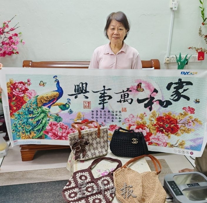 柔：私房好菜（5月12日刊）：郑玉叶与亲友分享糕点甜品，用厨艺增进情谊