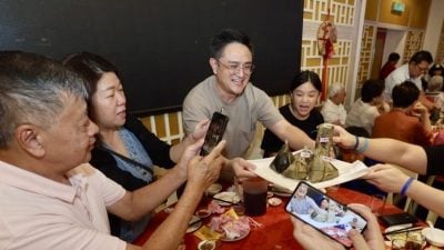 “粽香情长”合家欢  5公斤枕头粽 好抢镜