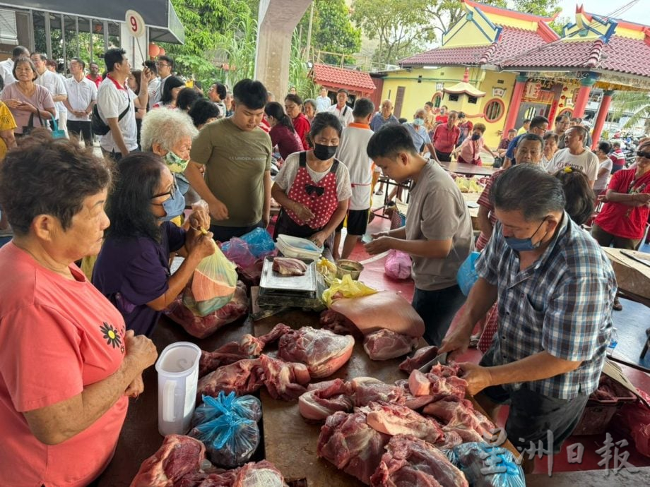 请签发（大北马）北海猪肉大促销吸引近2000人光顾，2小时多售罄