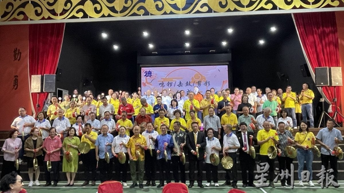 **华社*全国:外劳从商政策过于开放,郑明发:本地中小企生意被抢走