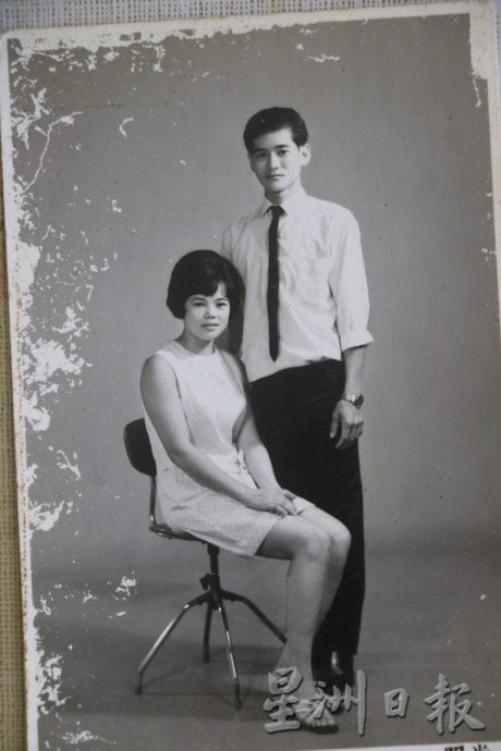 家好热闹|雷亚银育有9子女 新年逾30人开心大团圆