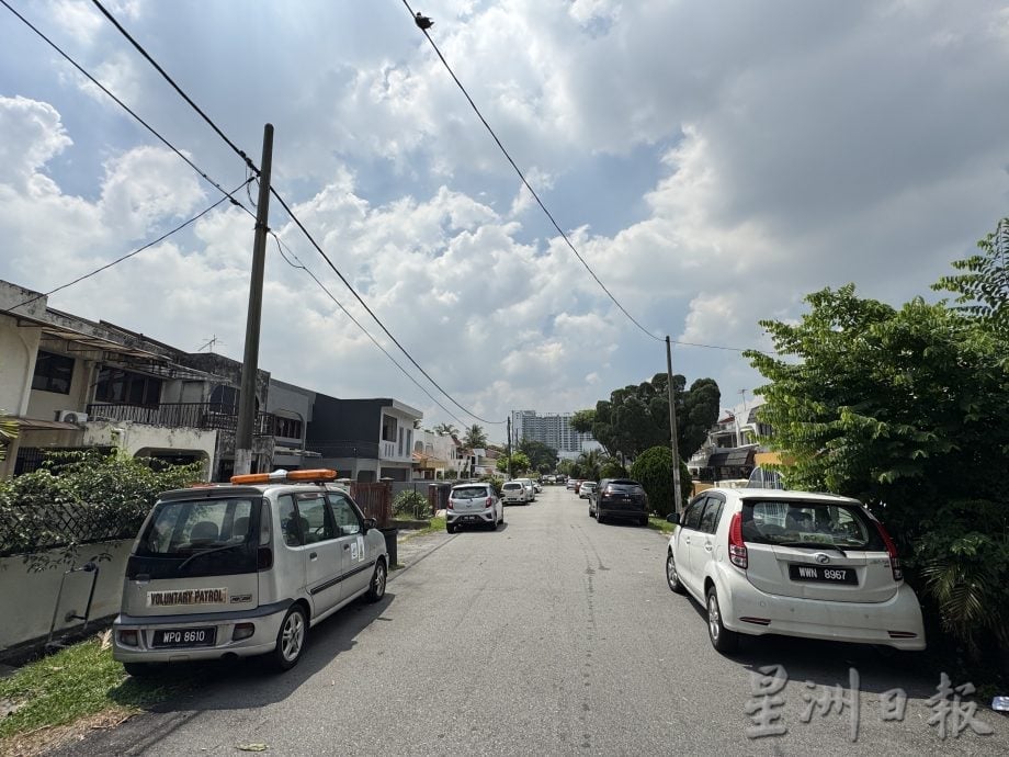 首邦市4个地区进行水管更换工程