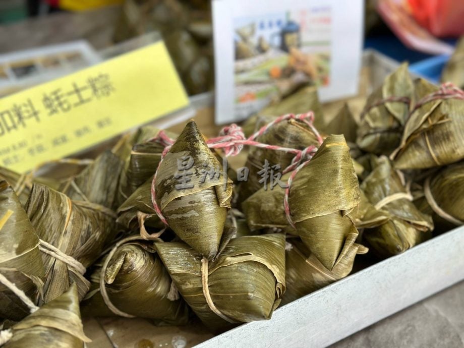 供星洲网：端午节将至，粽子市场逐渐升温