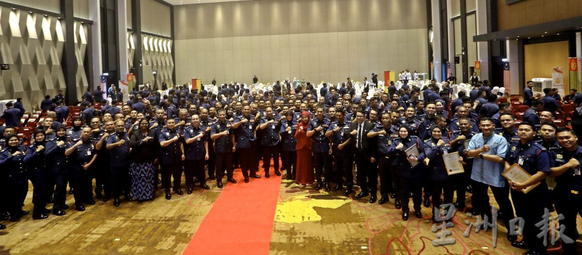 全国有572个露天焚烧黑区!消拯局:随时救援