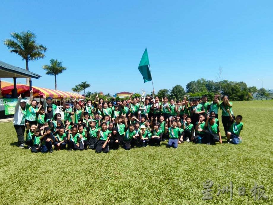 吉拉央华小运动会 陈启忠呼吁学生赛出风采