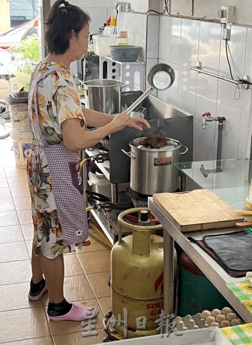 （古城第二版主文）煤气飙涨恐推高餐饮通膨·小贩咖啡店呼吁刀下留情