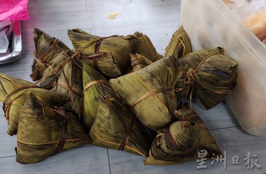 东:(已签发)端午节和连假 文冬出现热闹景象