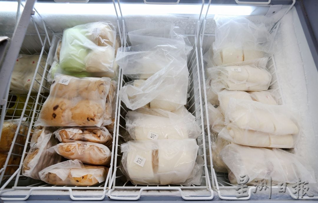 大霹雳封底主文／【人气美食】|冷甲包佬屹立45年 包点不断改良创新口味  
