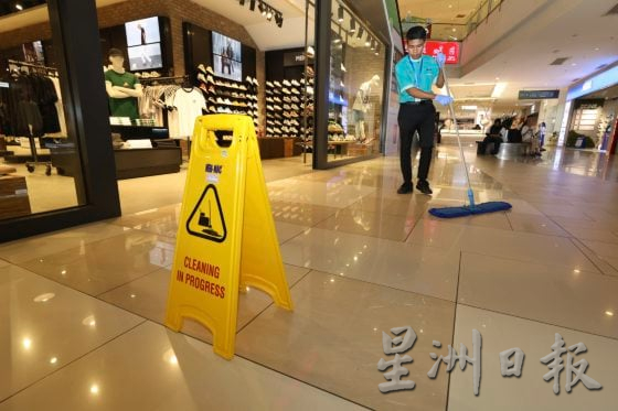 【清洁工人/01】因为有你而洁净,清洁工人靠双手支撑一座城市的华丽