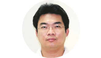郑名烈.马华的棋盘不难懂