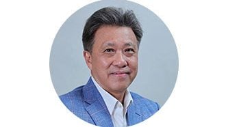 黄振威.经济不景气时，我们不能袖手旁观