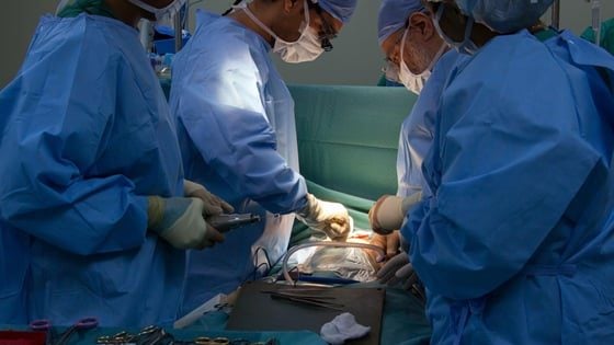 黄金4.5小时转院恐延误 小医院或错失中风抢救时机