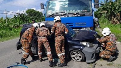 与货卡、罗里相撞  轿车56岁女乘客身亡