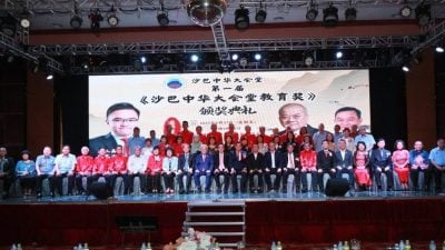 吴添泉促设专门委会 研究大学招生方案