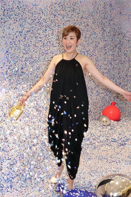 19岁爱女考上美国名校 吴君如笑喊努力赚钱交学费
