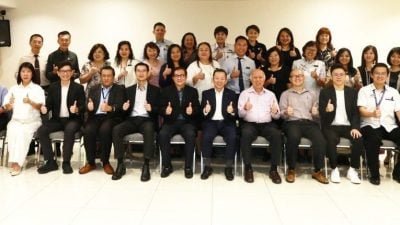 陈泓缣：信息泛滥时代   报社成资讯把关者