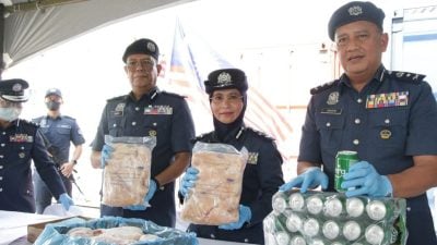 总值1667万啤酒冻鸡肉白米 沙关税局破集装箱漏税走私案