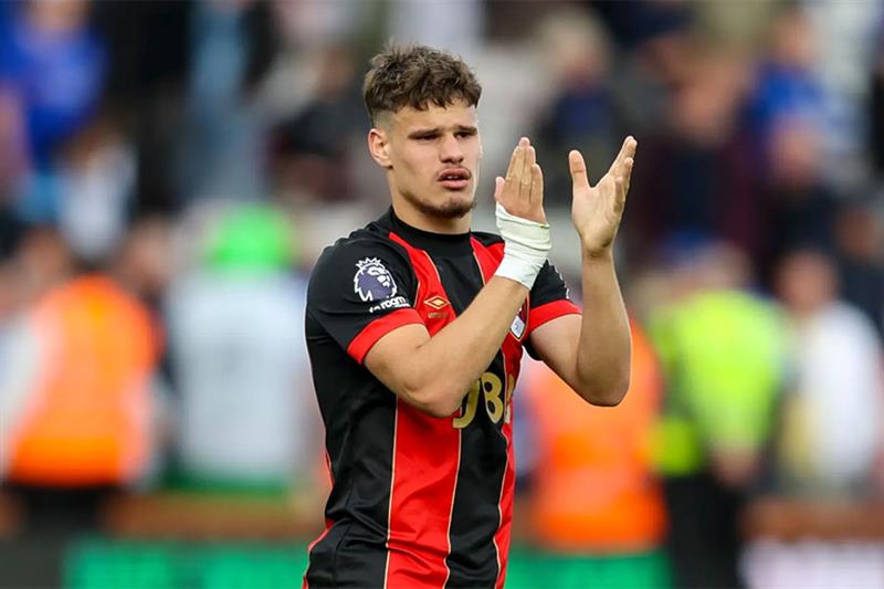 21岁左闸科尔克兹来投  红军今夏续疯狂补强