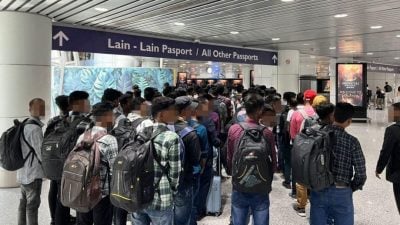 借人流拥挤 滥用入境便利潜入马  279外籍人士被拒入境 创纪录