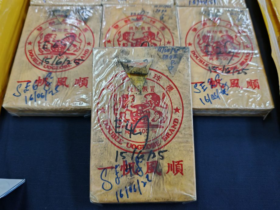 2名男女为了2万令吉报酬运毒被捕,警方起获1080万令吉毒品。