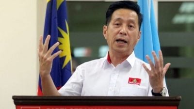 2部长辞职未解 赛夫鲁“跳党”添乱 胡栋强：团结政府让人担忧