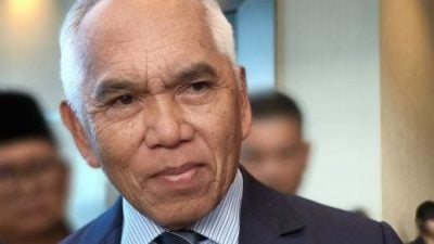 现身沙反贪会办事处  沙州议员尤索耶谷录供