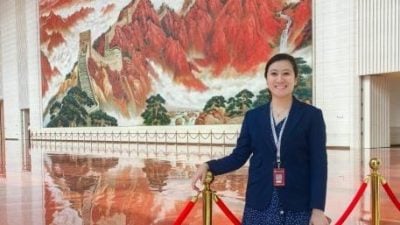 参加海外联谊会参访活动 于在优与各地华侨交流