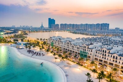 Vingroup and Gulf States Pursue Sustainability-Led Growth as Legacy Powerhouses Reinvent