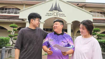 Chinese national university students may turn to Malaysia