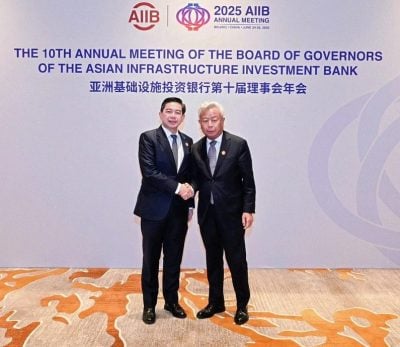 刘光明出席亚投行年会 . 盼通过战略伙伴提供小国融资