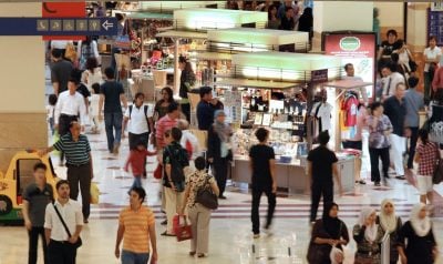 次季销售料萎缩1% 零售业全年增长下调至3.1%